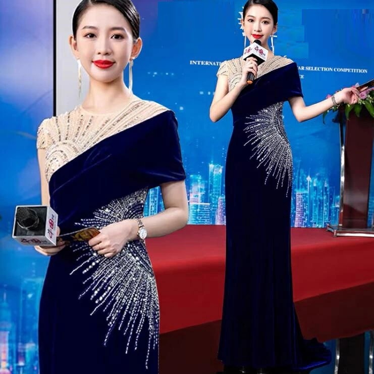 豪華でエレガントなロングドレス 肩魅せスタイル 2色 キラキラドレス ロングドレス 発表会ドレス 20代 30代 40代 お呼ばれ 高級感 演奏会ドレス パーティードレス ロング丈ワンピース キャバド