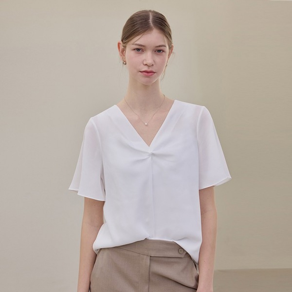 [リアーナニューヨーク] ソフトシャーリングブラウス_アイボリー