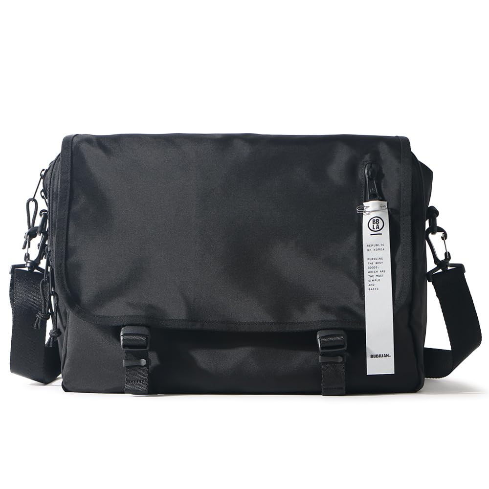 Ace 2D Messenger Bag [BLACK] 韓国 男女共用 外出用 デート 贈り物 韓流 中学生 高校生 新学期 デイリー カジュアル 人気