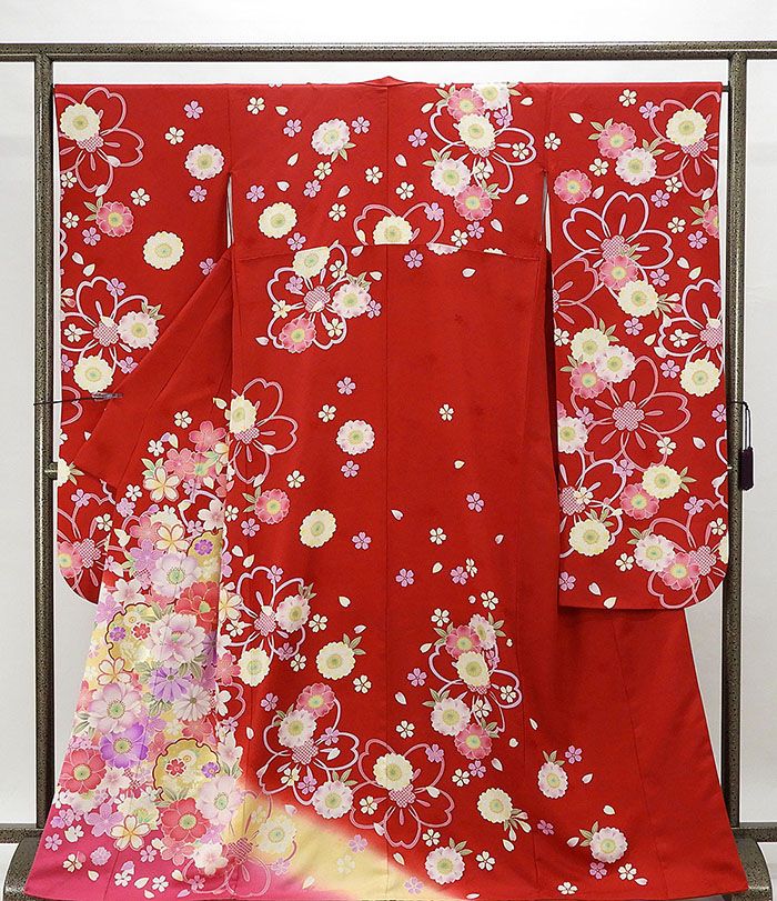 振袖 正絹 雪輪四季花模様 身丈167.5cm 裄丈66.5cm 振袖 美品 リサイクル 着物 e0970