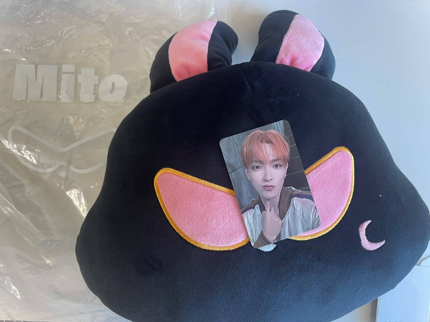 ATEEZ 2024 10TH GOLDEN HOUR : PART.1 OFFICIAL MITO FACE CUSHION Hong Joong PHOTOCARD