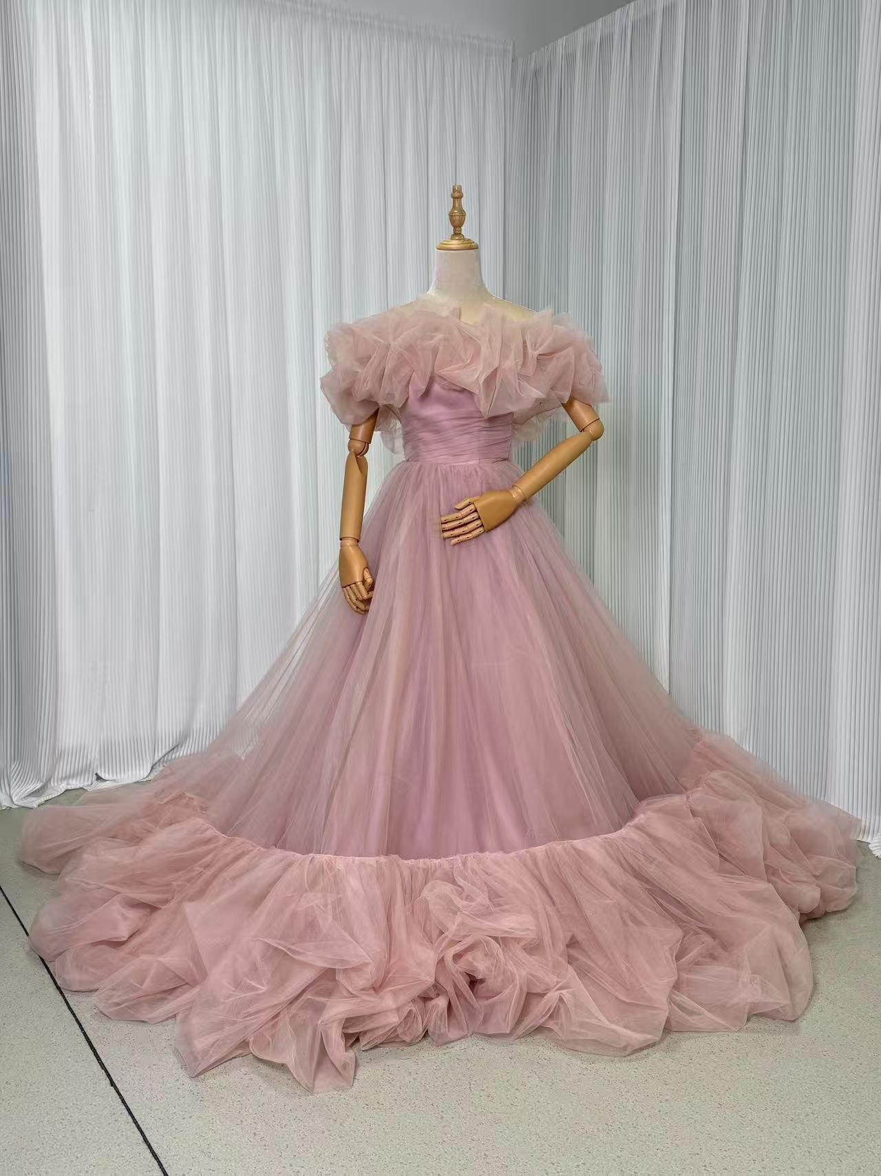 カラードレス ピンク プリンセスライン オフショルダー リボントレーン ビスチェタイプ 細見えシルエット ソフトチュール ビスチェドレス