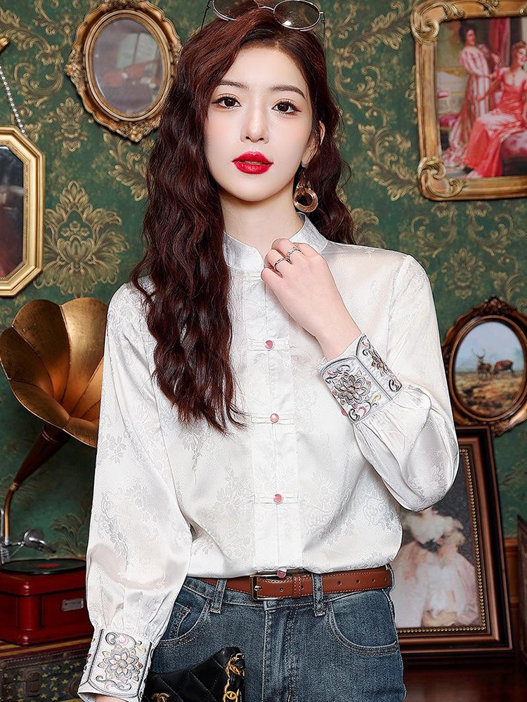 レディース トップス シャツ 前開き 長袖 チャイナ スタンドカラー 刺繍 前開き 薄手 中厚手 サテン 大人可愛い きれいめ 上品 おしゃれ レトロ アジアン 存在感 とろみ感 クラシカル 花柄