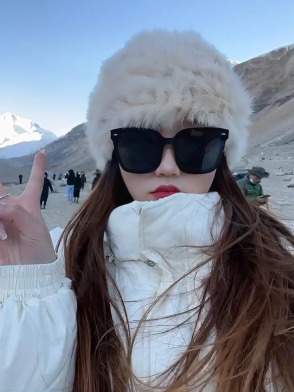 帽子 レディース 冬 ハット 防寒 耳 隠れる 小顔効果 ファー ニット ウール 旅行 アウトドア かわいい 白 黒 青