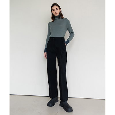 生田明 油彩画 金色フレーム付き　阪急百貨店外商にて購入 生田明 油彩画 金色フレーム付き 阪急百貨店外商にて購入 【公式通販】