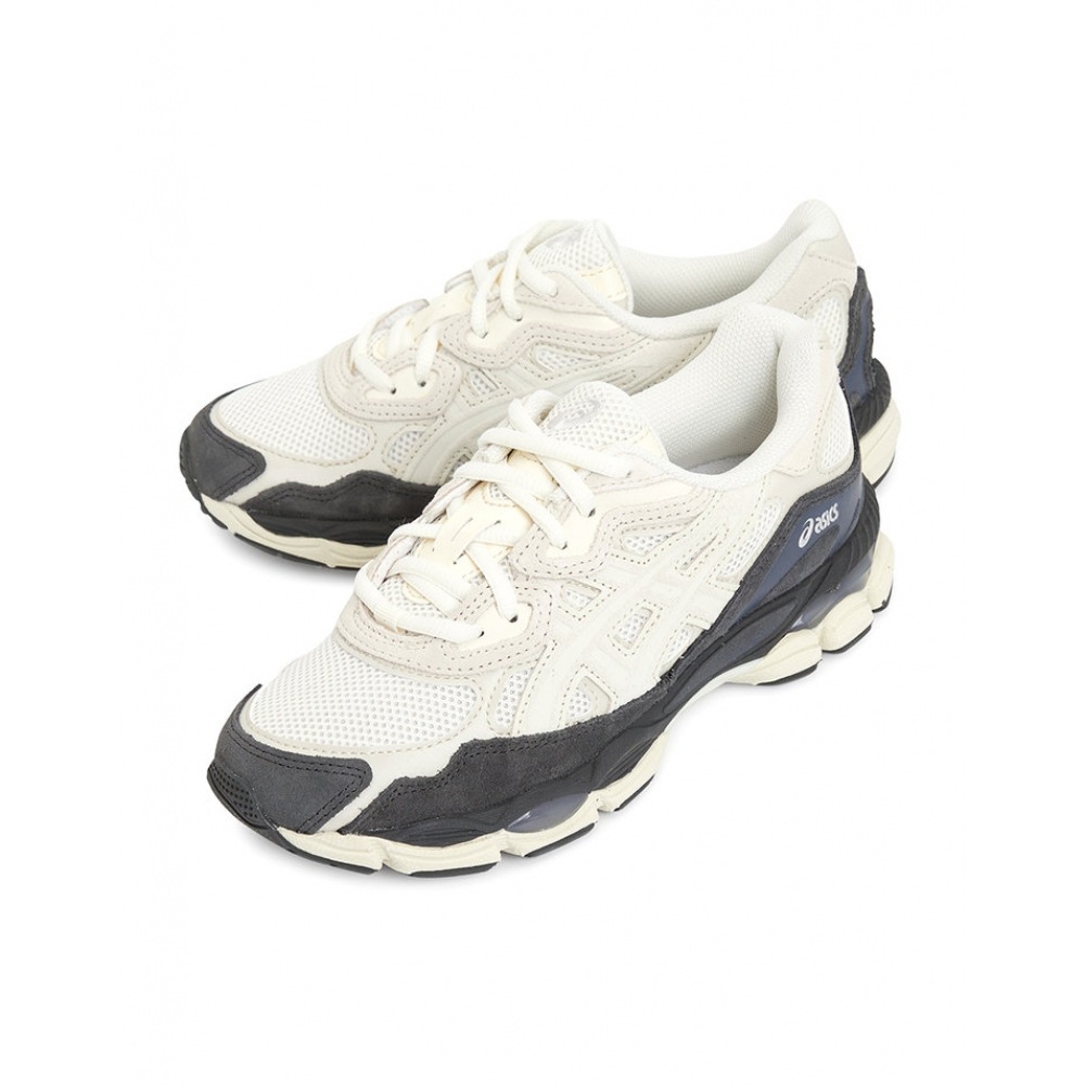 アシックスジェルニューヨークスニーカー 1203A383 111 27,918円