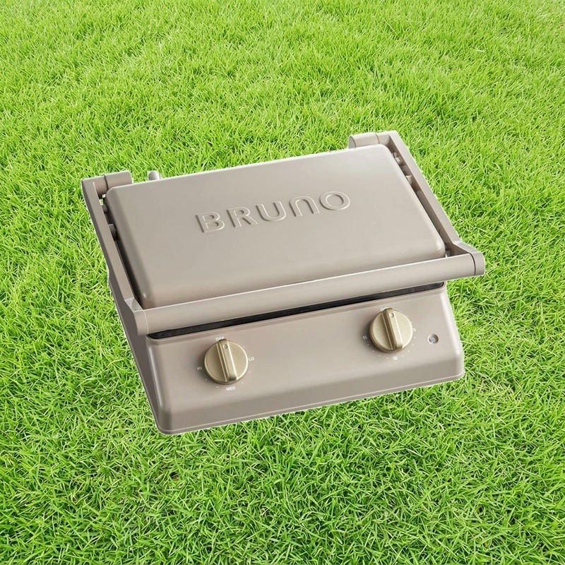 BRUNO ブルーノ グリルサンドメーカー ダブル グレージュ 8枚切り 6枚切り 食パン グリルプレート付属 お肉 野菜 焼きおにぎり 油受けトレイ付き ダイヤル式タイマー付き 温度調整ダイヤル 立