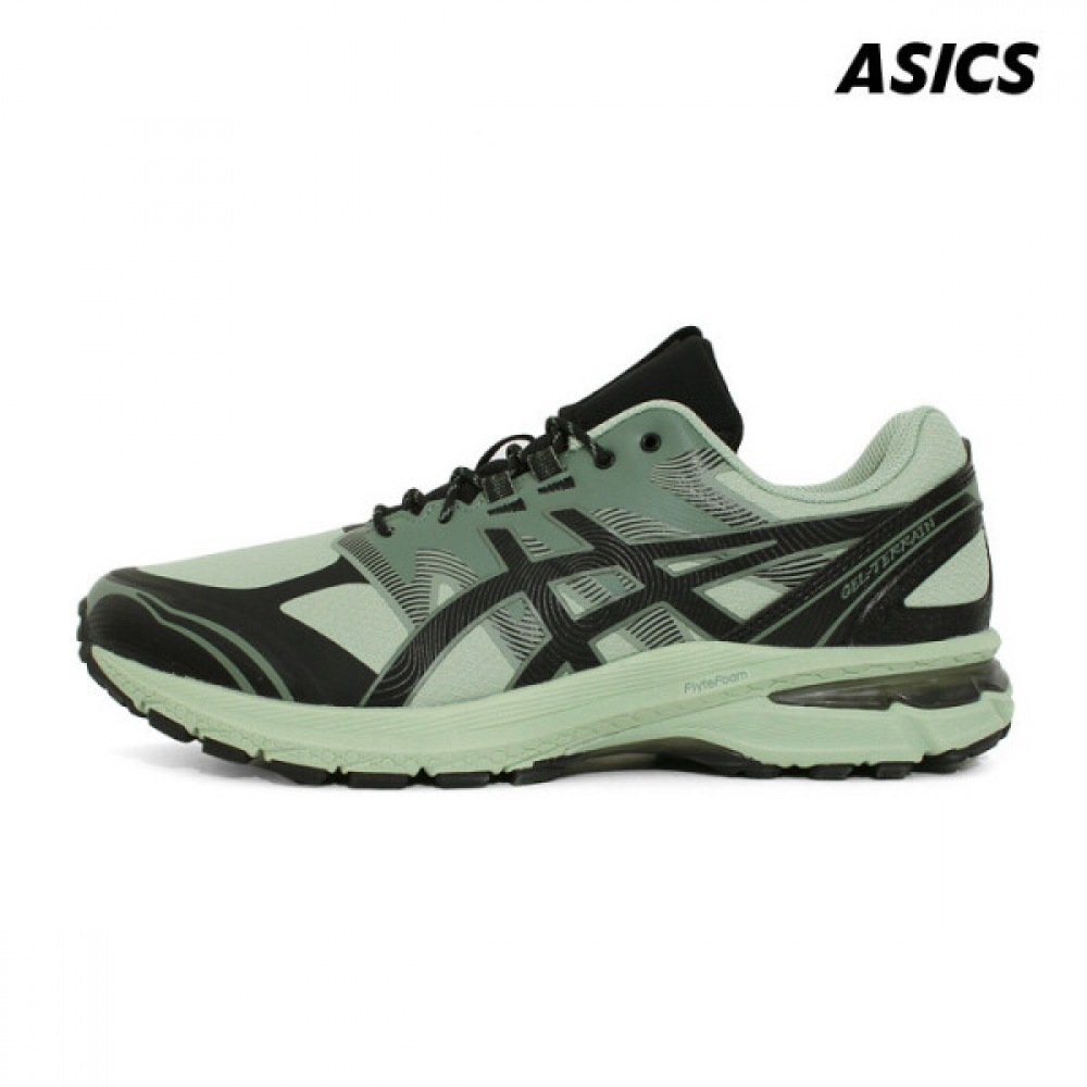 アシックス GEL TERRAIN スニーカー/ランニングシューズ