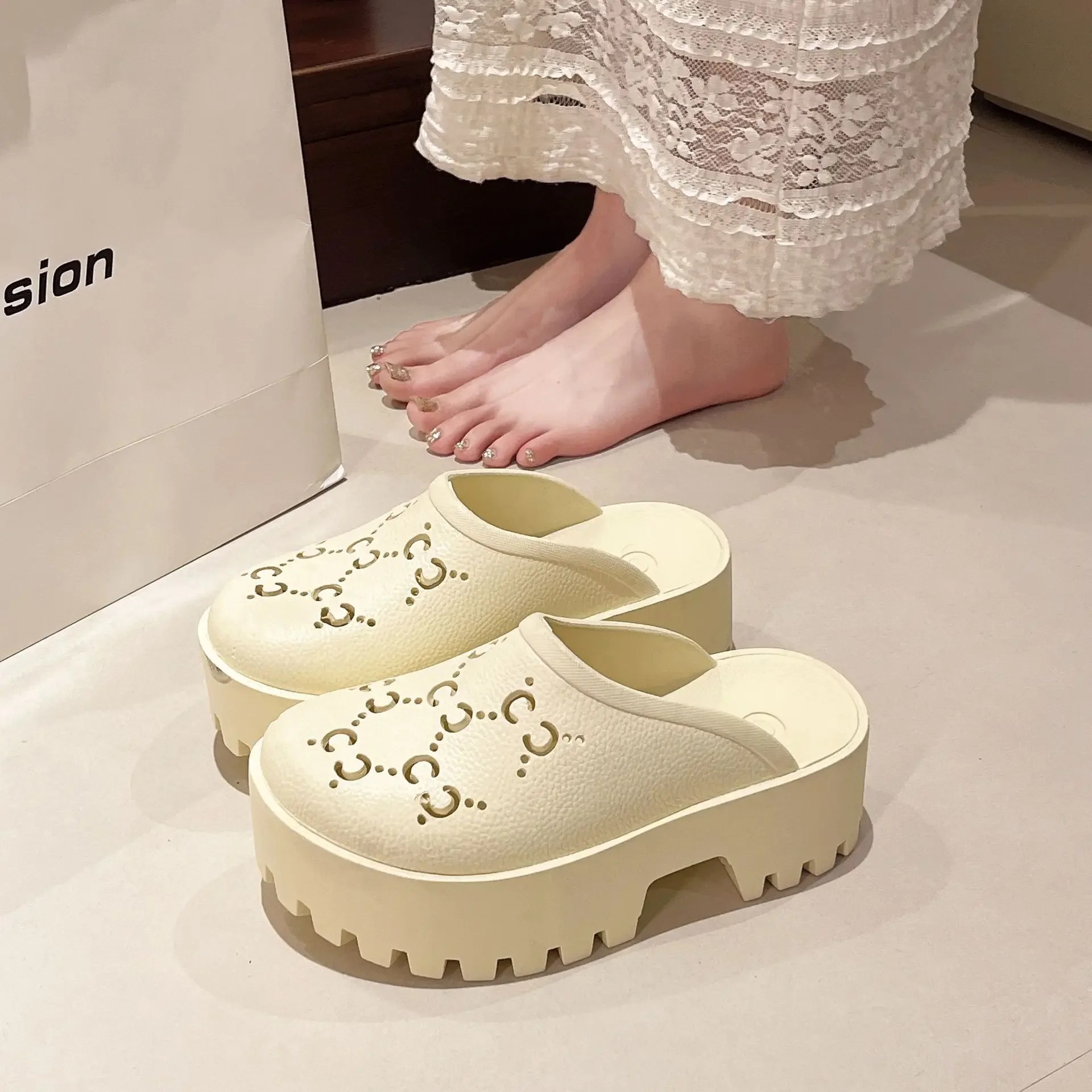 女性用PVCソール付きハーフスリッパ,厚手のヒール,神聖なサンダル,怠惰なビーチシューズ,用途の広い,中国本土からの新しい,夏,2022 - 322