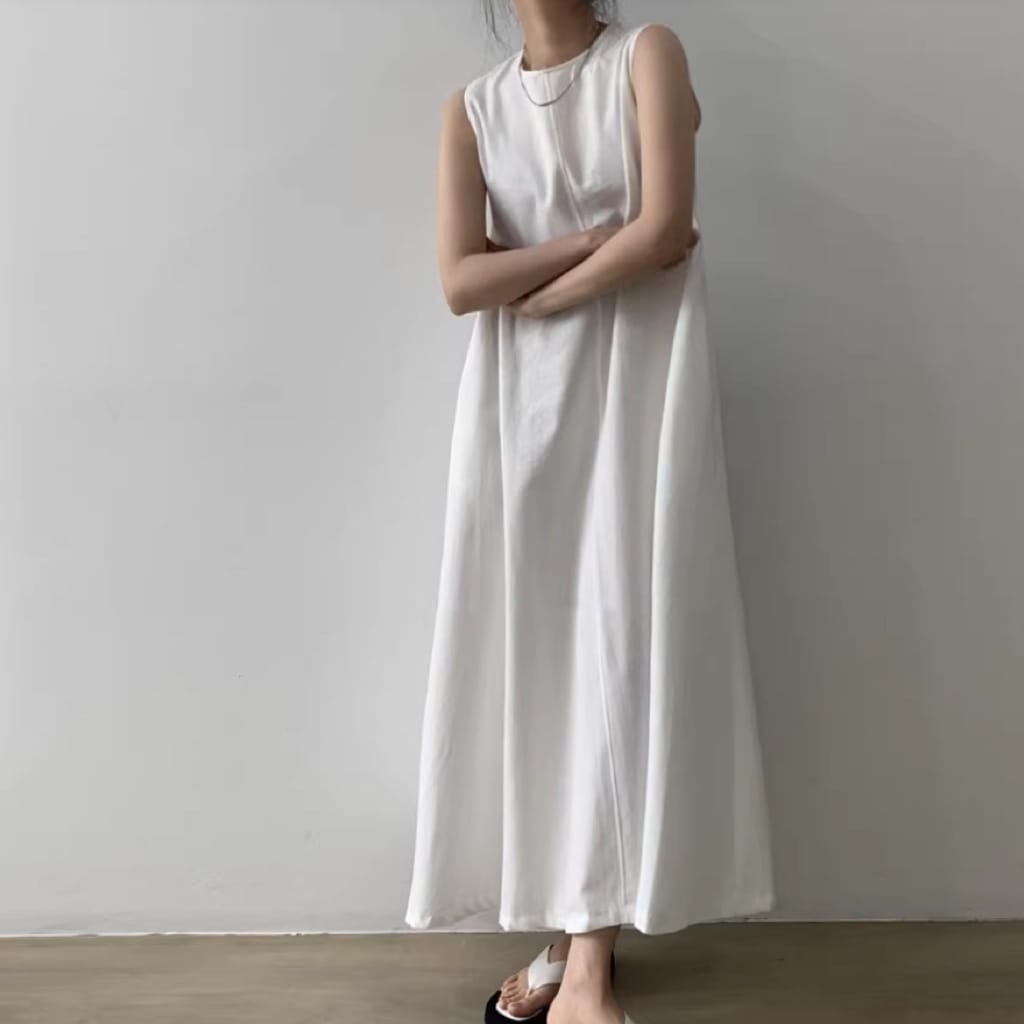 レディース ワンピース カットソー 膝下 ロング 袖なし ノースリーブ ラウンドネック セミフレア オーバーサイズ かわいい 大人可愛い シンプル カジュアル おしゃれ こなれ感 ラフ ルーズ 主役級