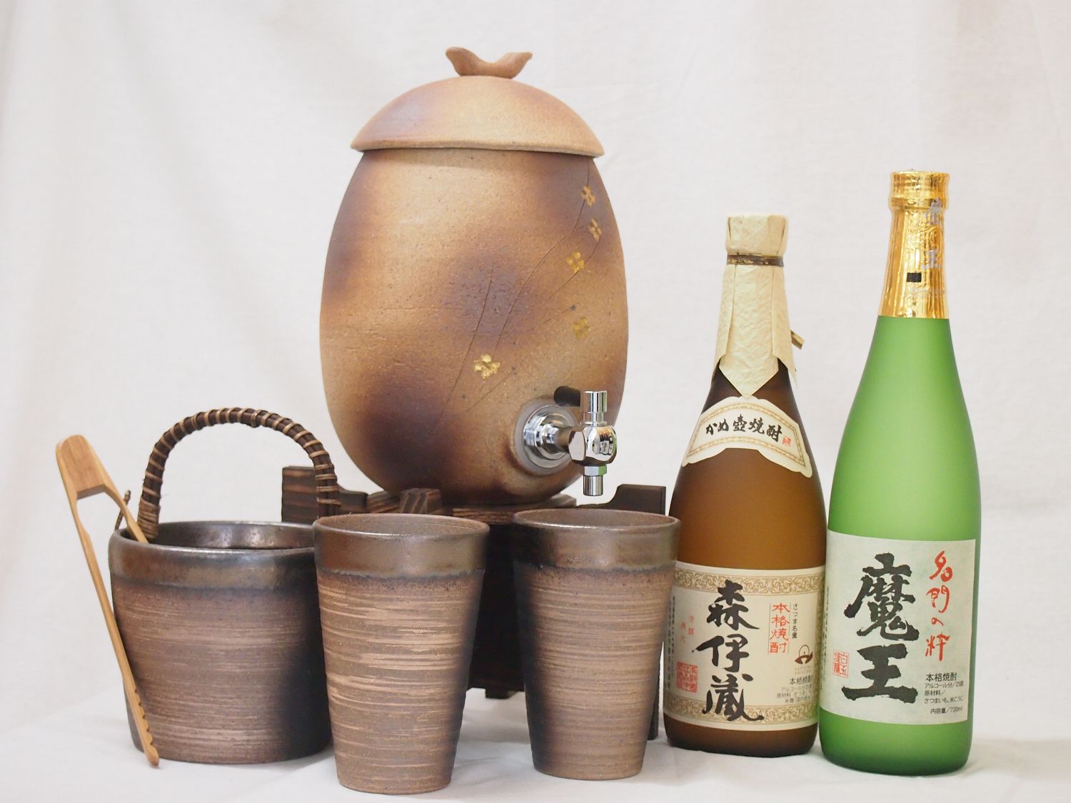 信楽焼明山窯　焼酎サーバー　火色金小紋　2200ｃｃ(滋賀県)+萬古焼備前金彩焼酎ペアカップ 氷