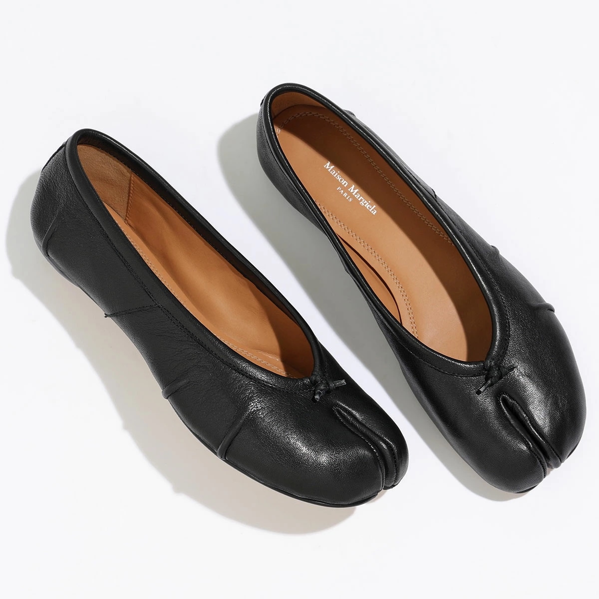 MAISON MARGIELA メゾンマルジェラ パンプス New Tabi Ballerina ニュー タビ バレリーナ S58WZ0127 P6378 レディース 足袋 フラット バレエシューズ 83,526円