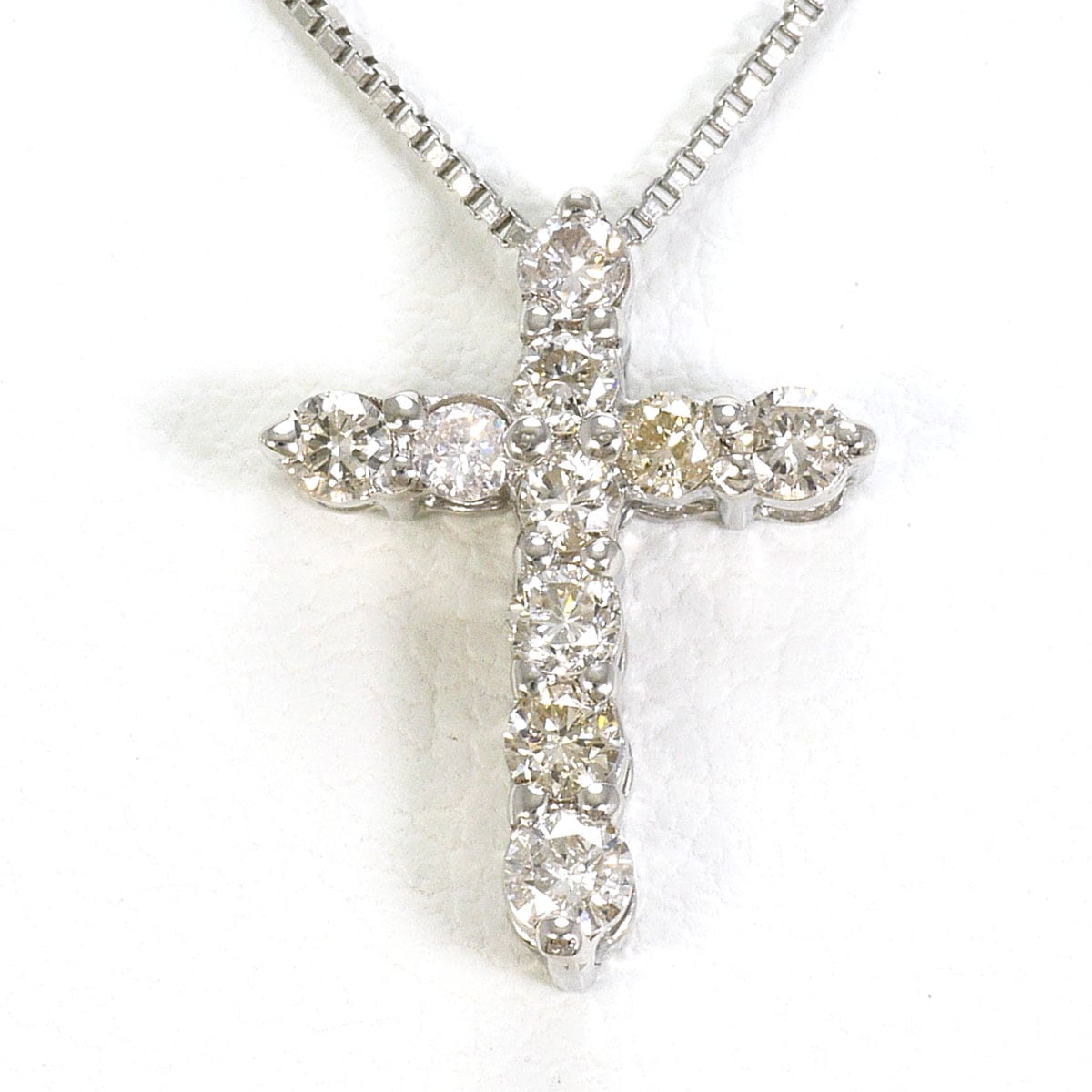 PT900 プラチナ PT850 プラチナ ネックレス ダイヤモンド 0.30 ct 総重量約2.8g 約40cm 中古