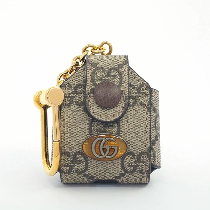 【美品】グッチ AirPodsケース GGロゴ GGスプリーム 【イヤホンケース】
