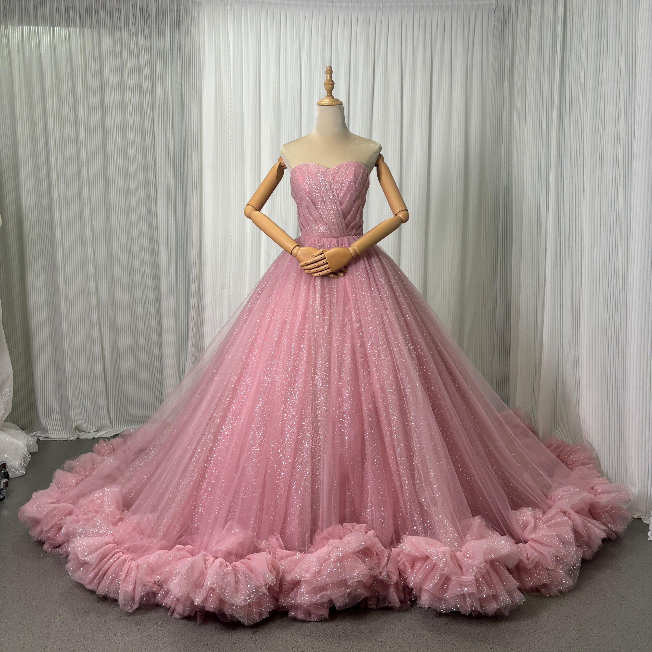 カラードレス ピンク ビスチェドレス キラキラチュール リボントレーン ブライダル 花嫁