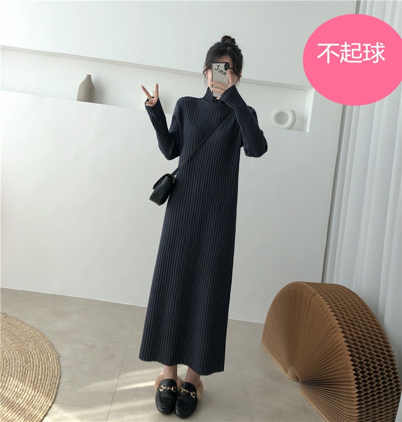 ルーズボトムニットワンピース女性ハーフハイネックプルオーバー膝上セータースカートの秋と冬の韓国語バージョンを着用してください