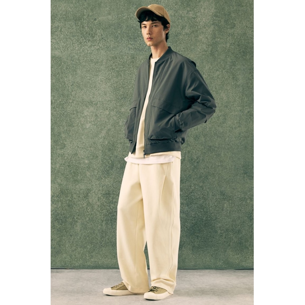 H&M ルーズフィットボンバージャケットダークグリーン 10,442円