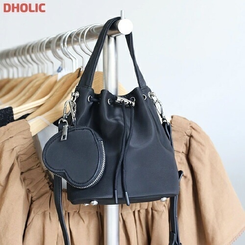 [メガ割りSALE]2WAYポーチ付ポケットドローコードショルダーバッグハンドバッグ