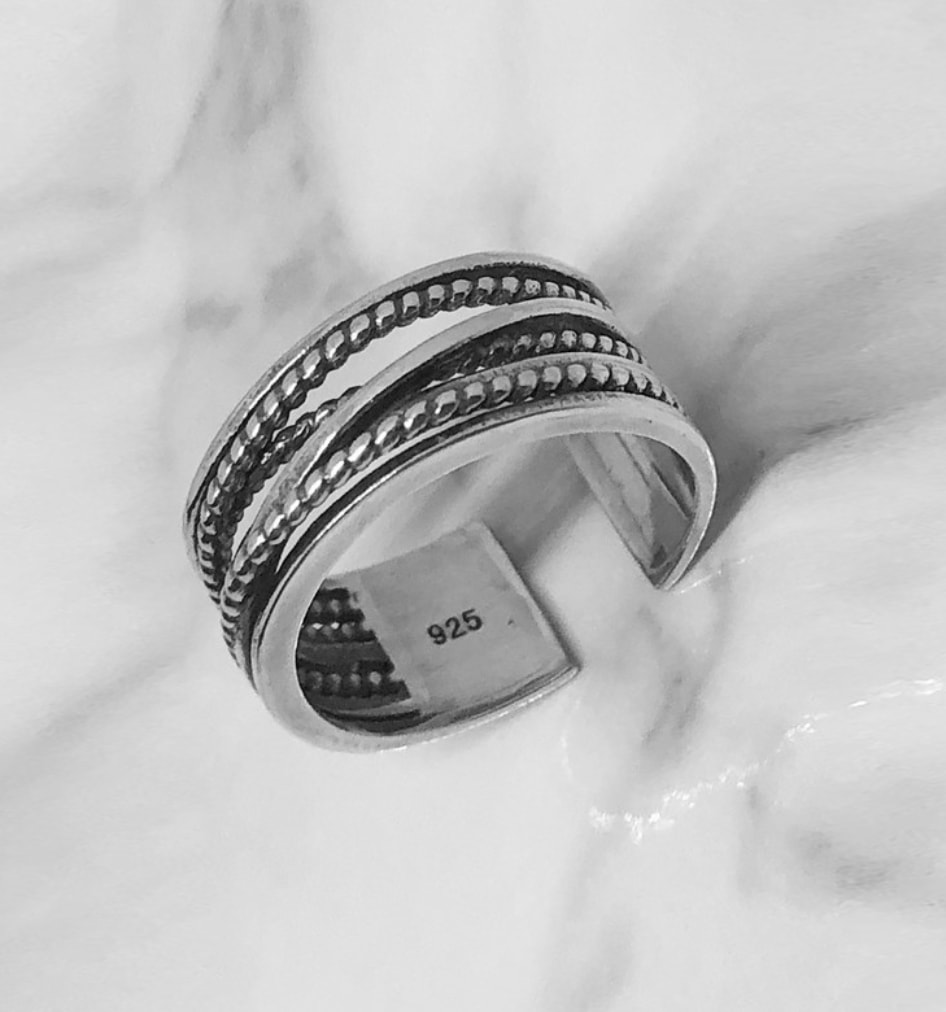 韓国の人気商品/Moonchild Ring/韓国ファッション 復古指輪 シルバー リング