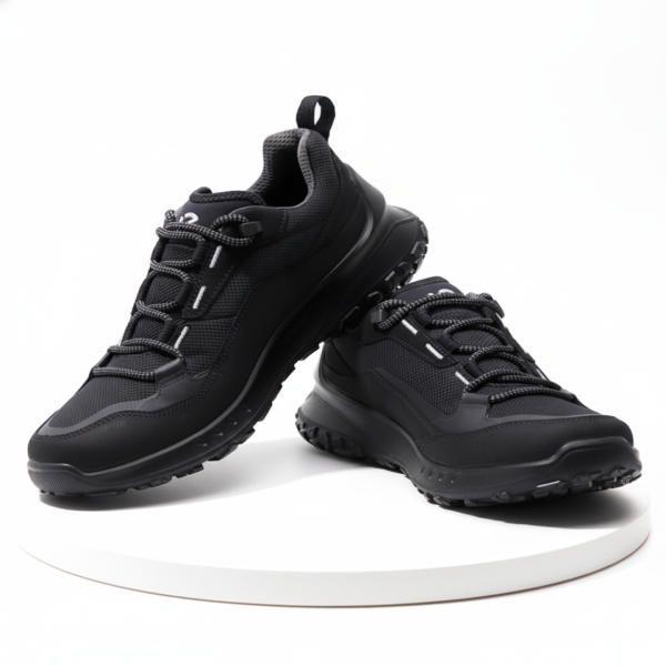 25FW ULT-TRN M 824254-51052 男性用ウルトラテレイン831968