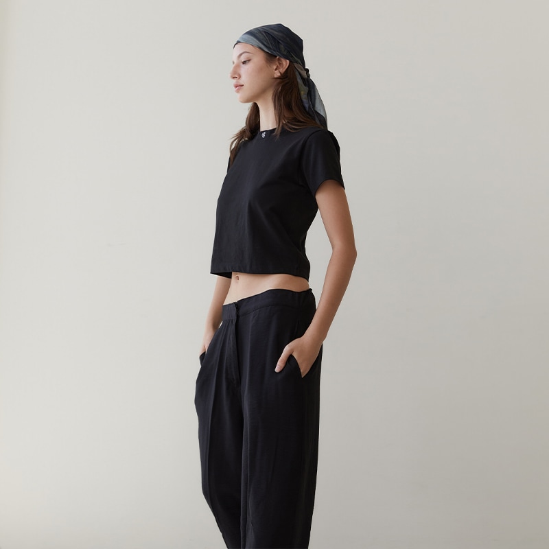 needlework crop t-shirt black