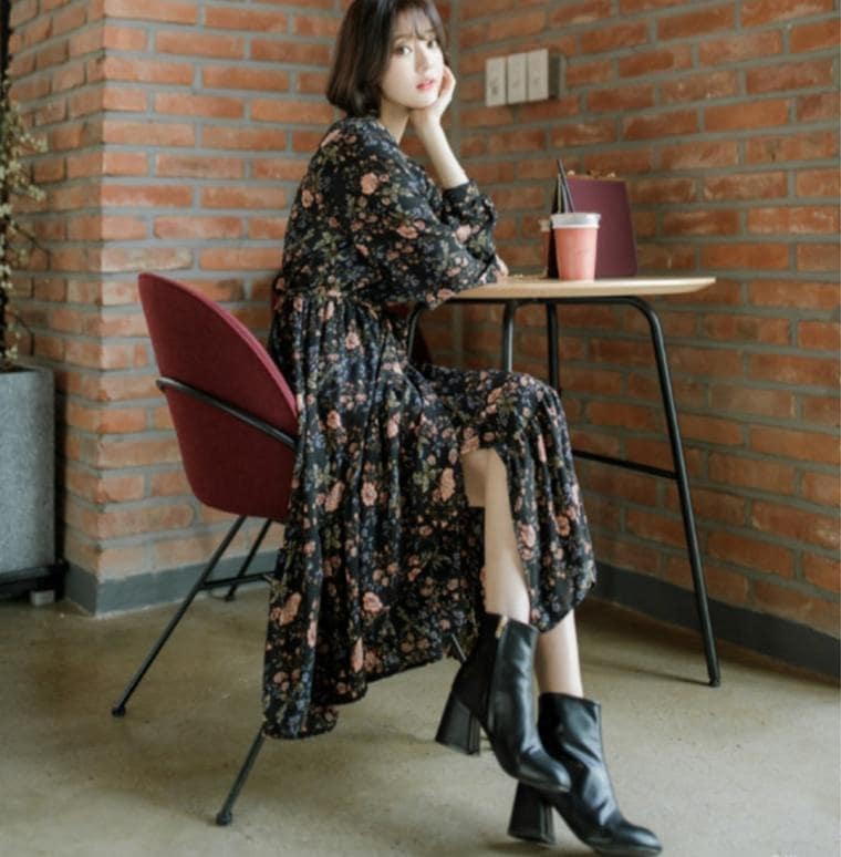 1516.花柄イレヘムワンピース（ブラック） 2019 春夏 sale 通学 通勤 お呼ばれ 女子会 ランチ レストラン