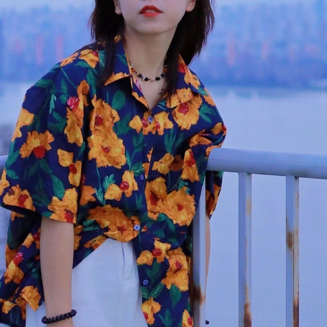 花柄 シャツ レディース アウター 半袖 トップス レディース 春夏 砂浜 リゾート風 ゆったり プリント シャツ864