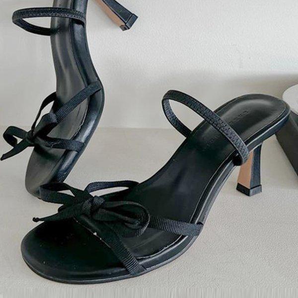女性のオープントゥストラップサンダルヒール 7cm