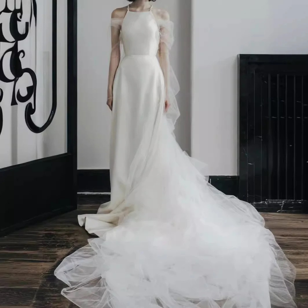 ウェディングドレス春の新型サテン仙気質尾森系旅拍ファッション軽紗