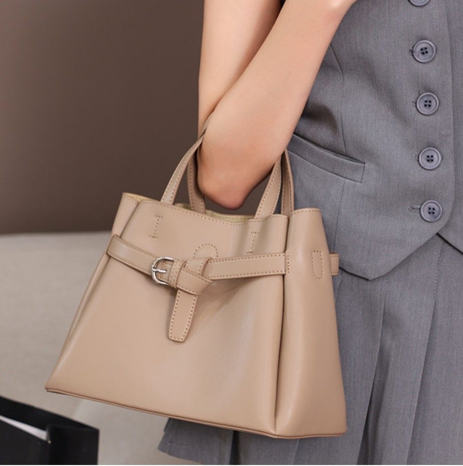 レデイースバッグトートバッグハンドバッグショルダーバッグ2025春新作可愛い本革レザー斜め掛け５カラー30%までに制限