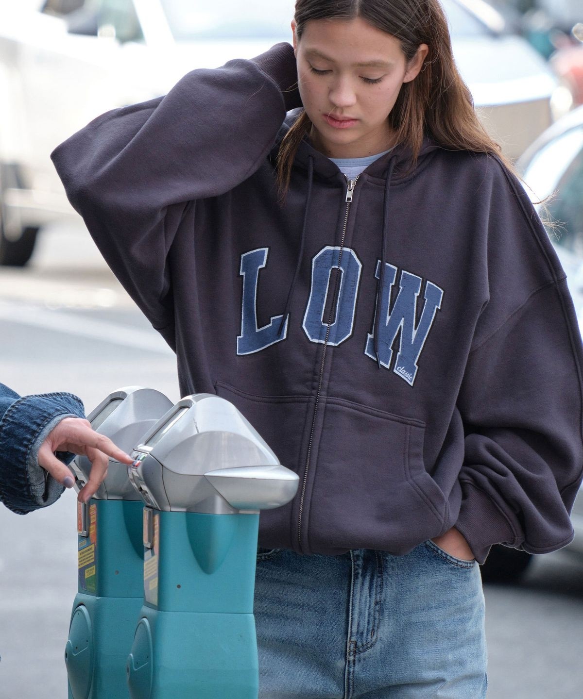 LOW SOFT SWEAT ZIP-UP HOODIE_4COLOR