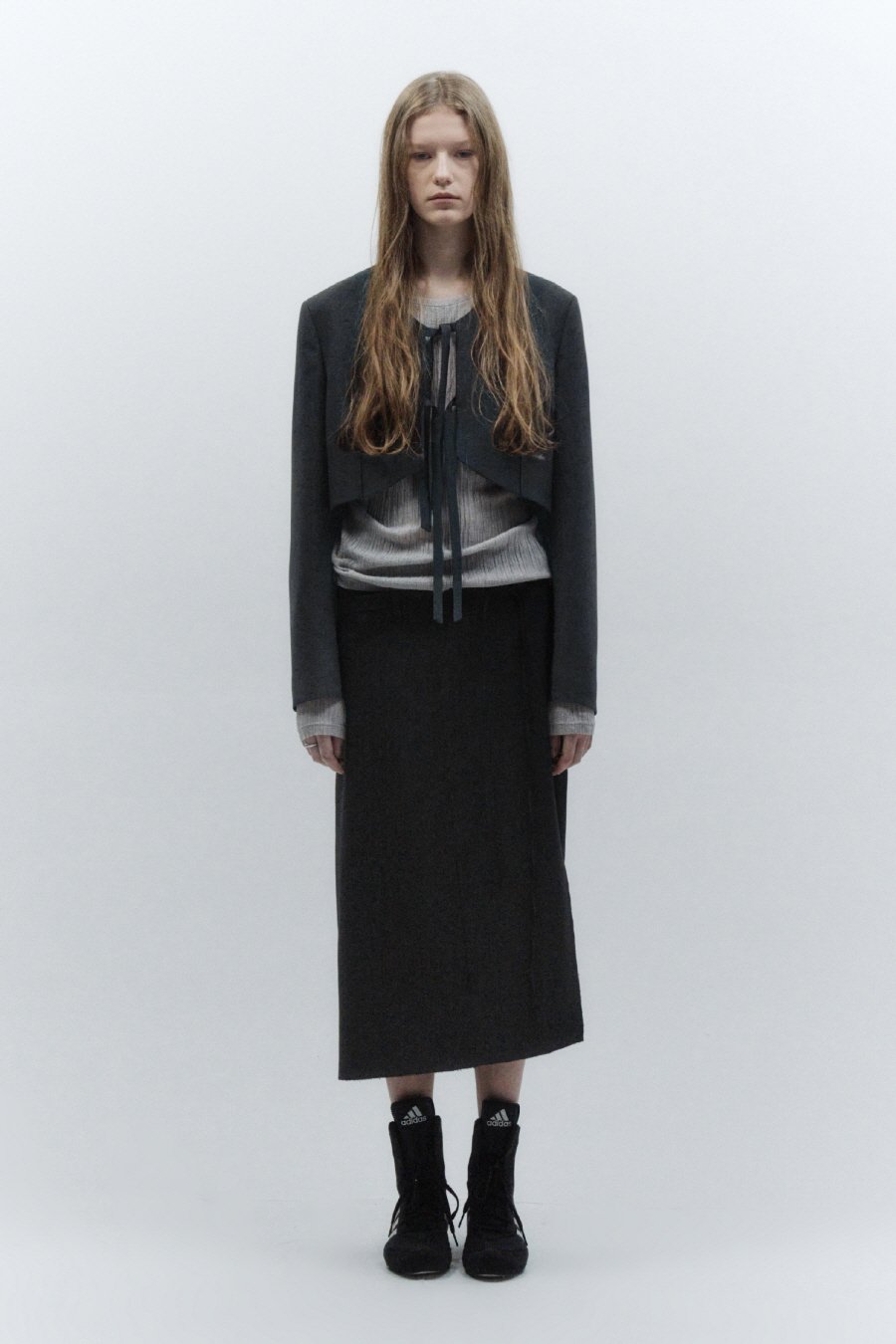 【INSILENCE】 ASHMETRIC WRAP SKIRT : BLACK