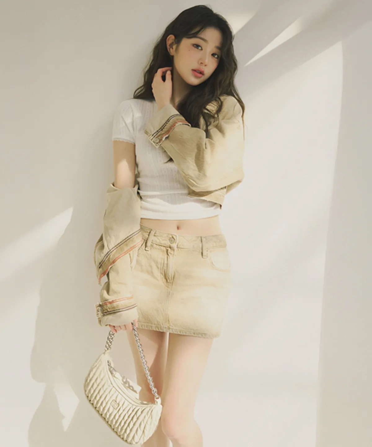 [IVE チャン·ウォニョン モデル着用] アイコニック キルティング ショルダーバッグ 韓国の人気ファッションブランド 18,750円