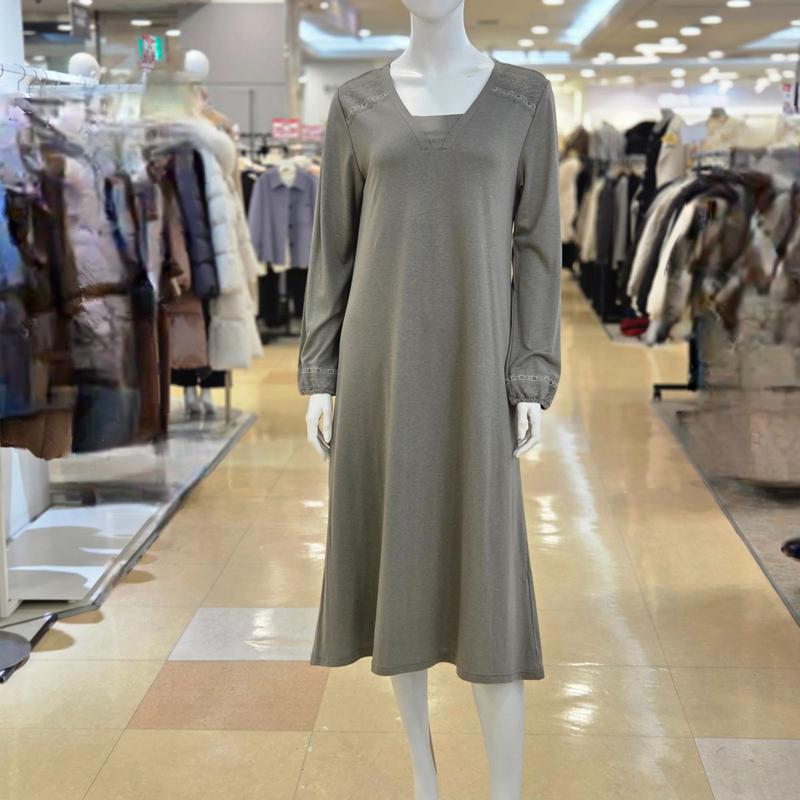 シルクフィット レーヨン混紡 ソリッド 女性 ホームウェア ワンピース GW1941A