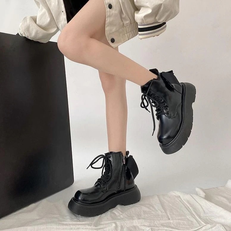 韓国ファッション レディースショートブーツ かわいい ショートブーツ 厚底ブーツ 美脚 5cm台 厚底 ショート・ミドルブーツ