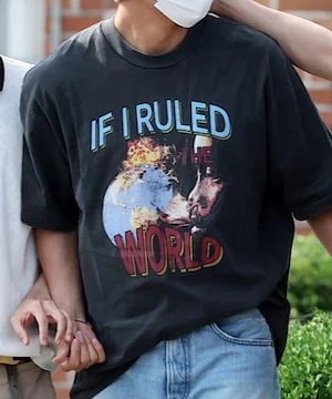 テテ着用 Tシャツ