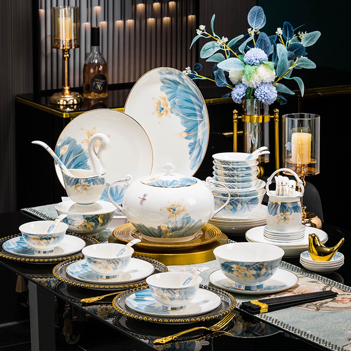 料理セットホーム新しい中国風のジンデン骨磁器の食器ボウルとプレートライトラグジュアリー中国スタイルの高価値の新しい家の贈り物