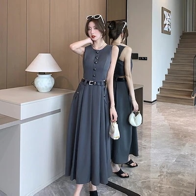 ワンピース2025夏　雰囲気ノースリーブ+洋風フェイクツープリーツスカート