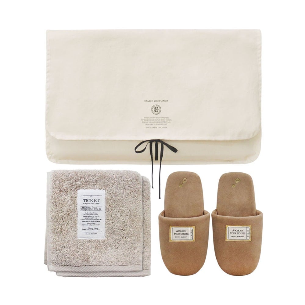 Ticket Home Pack (タオル2+スリッパ1+ポーチ贈呈)