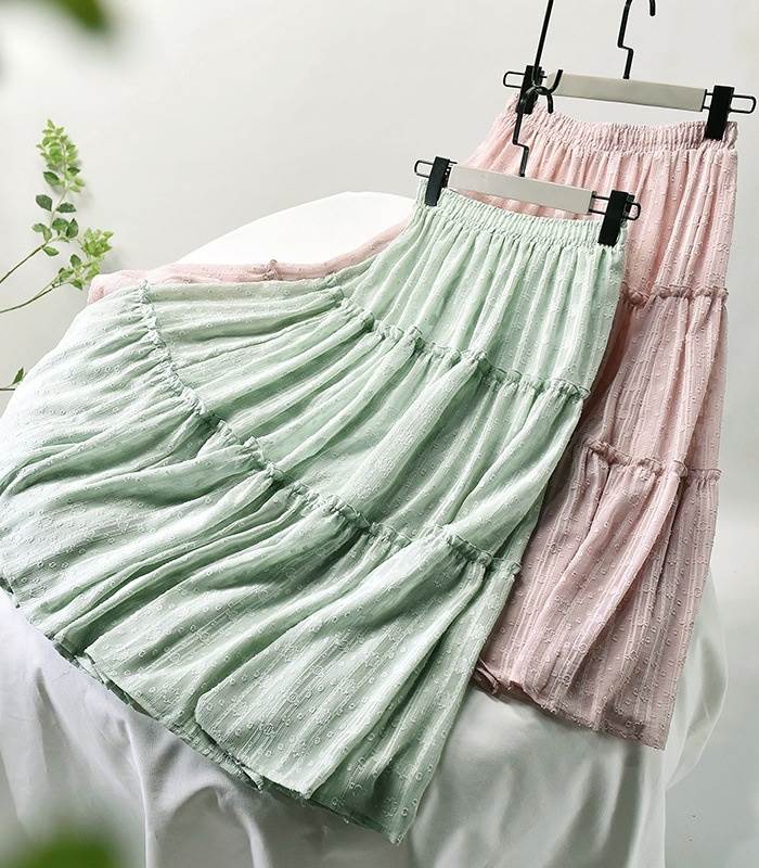 スカート フレア ティアード ミモレ丈 ジャガード ワイド Aライン 切り替え ウエストゴム 伸縮性 薄手 裏地付き 大人可愛い シンプル カジュアル 上品 お洒落 こなれ感 抜け感 無地 春 6,573円