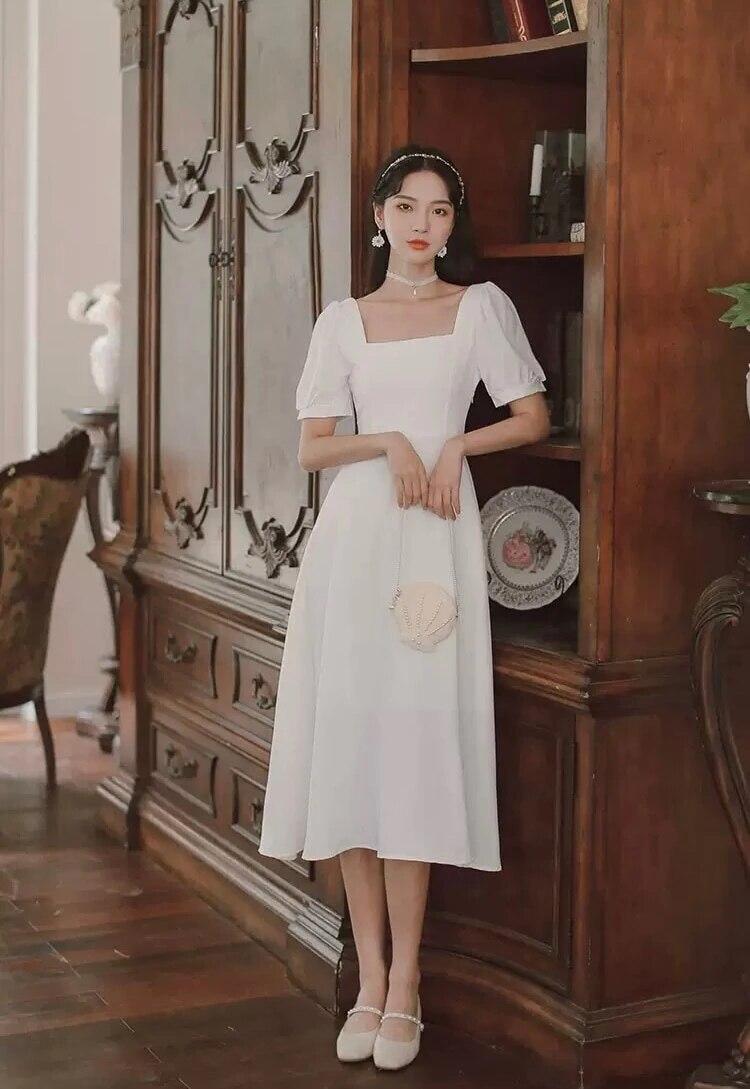 ワンピース　ロングワンピース　ロング　膝丈　マキシ　マキシワンピース　 シャツワンピース　ｔシャツワンピース　フレア　フリル　シフォン　ワイド　オーバーサイズ 韓国 大人可愛い　おしゃれ　カワイイ