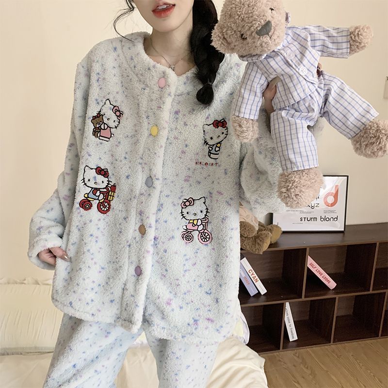 韓国 キティ パジャマ ロングパジャマ パジャマ ルームウェア サンリオです ハローキティ 可愛いです 厚手ルームウェア キティ パジャマ もこもこ