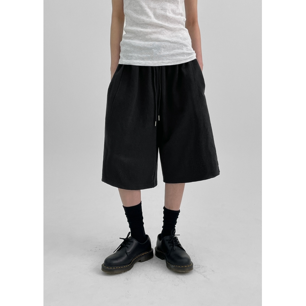 ブラックアップ (UNISEX) ヤニン 裁断 バミューダ バンディングパンツ 6,144円