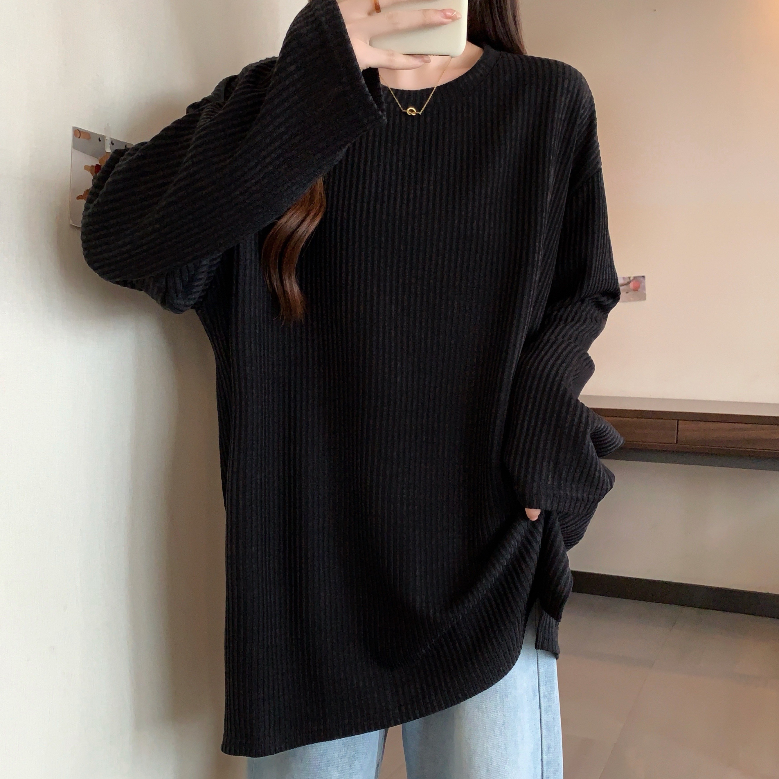 トップス カットソー ロングTシャツ 長袖 プルオーバー ミディアム丈 かわいい 大人可愛い きれいめ シンプル 上品 おしゃれ かっこいい カジュアル こなれ感 個性的 主役級 存在感 ラフ ルーズ