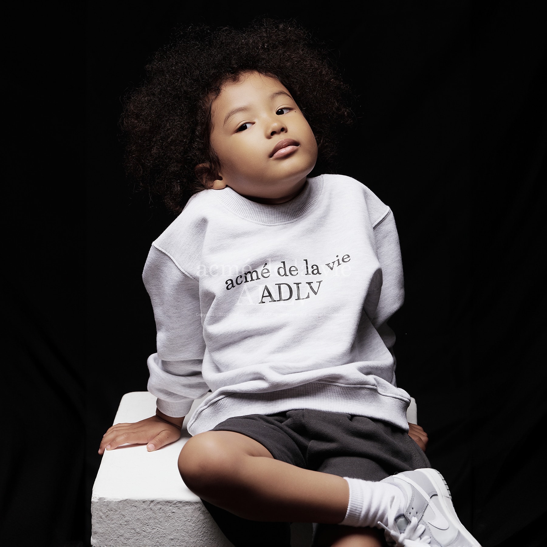 24FW-TP-SW-KD-KBS-キッズ 韓国ブランド 2024年秋 新作 子供服 LONG SLEEVE T-SHIRTブラック＆グレー