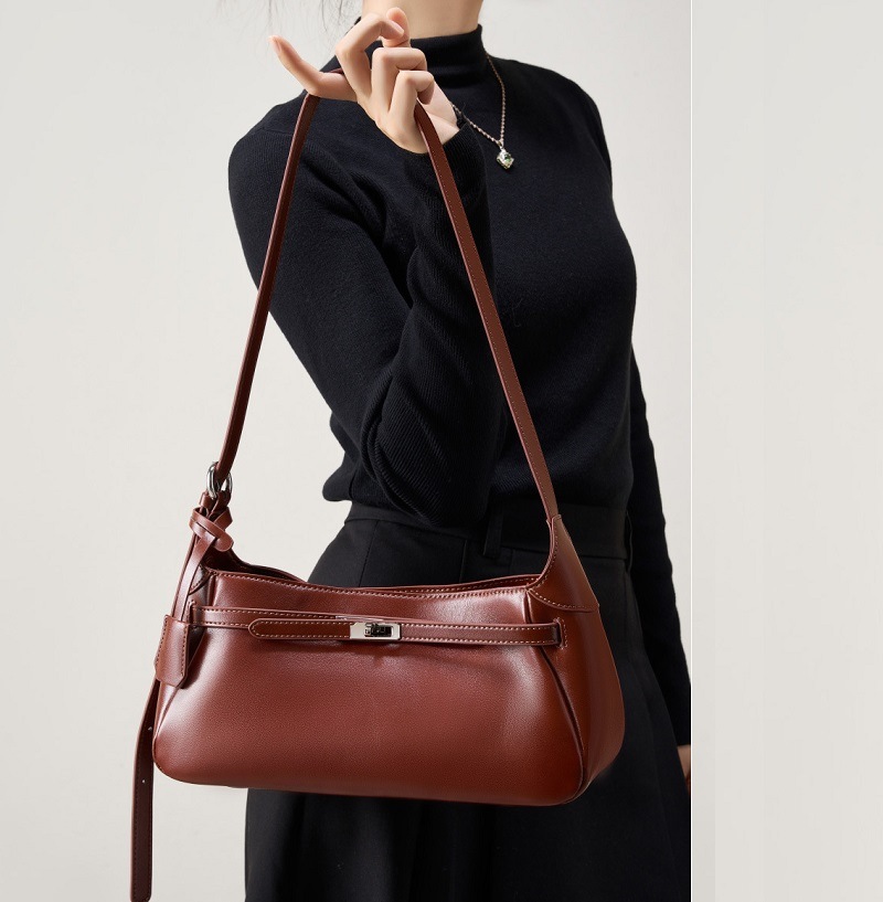 レデイースバッグショルダーバッグ2025春新品本革レザー斜め掛け通勤3colour 5,500円