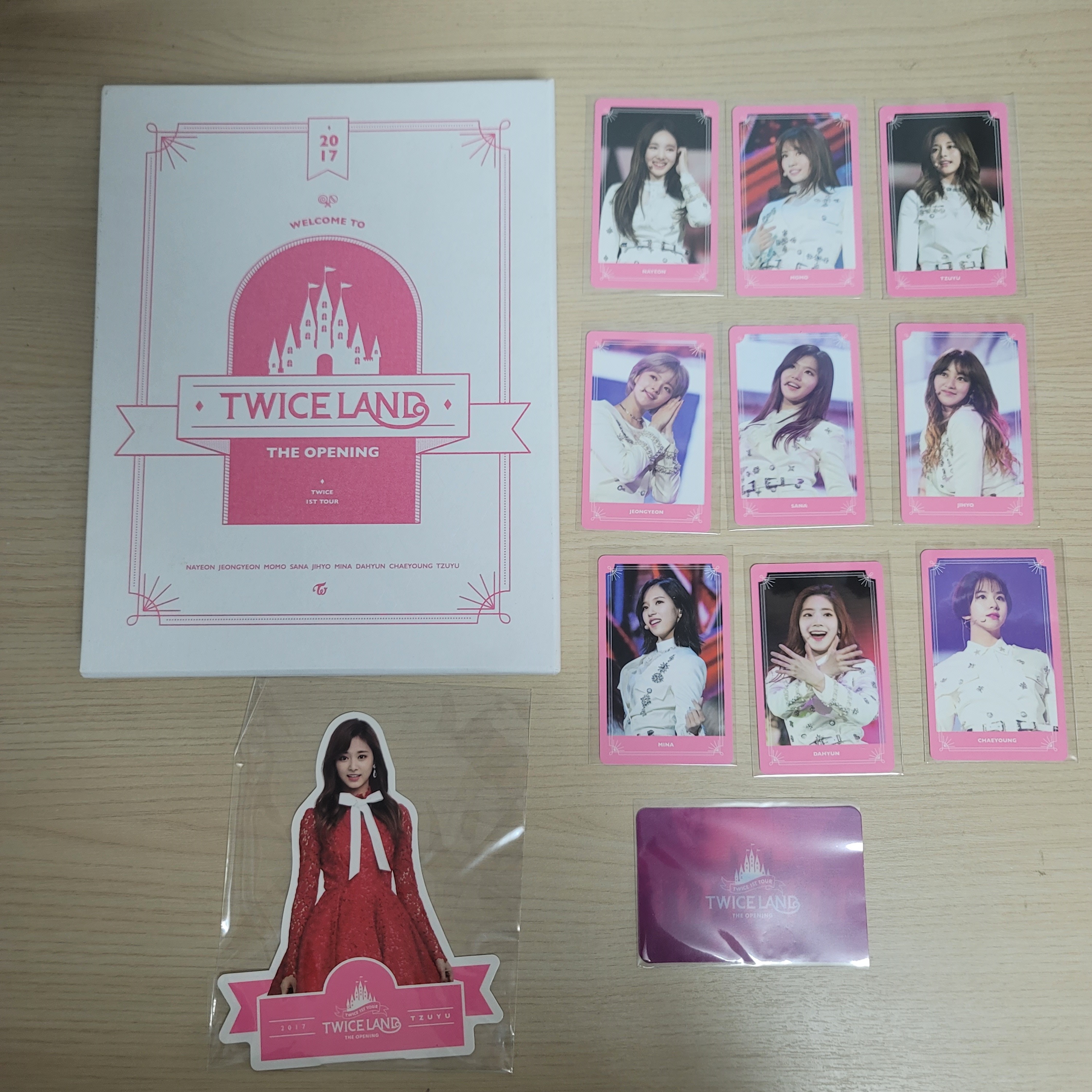 【開封済み／USED】 TWICE 1st Tour TWICELAND：THE OPENING ENCORE DVD 2 DISC