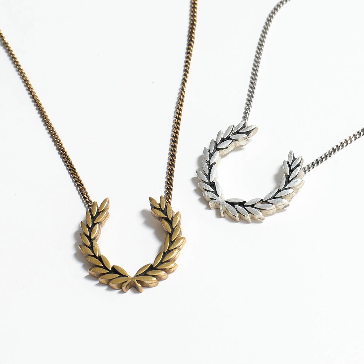 FRED PERRY フレッドペリー ネックレス LAUREL WREATH NECKLACE MS4710 メンズ レディース ペンダント アクセサリー カラー2色