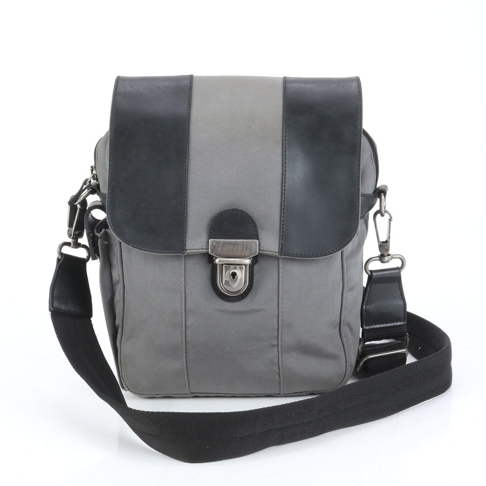 美品 レザー×ナイロン ショルダーバッグ 斜め掛け メッセンジャー ビジネス 通勤 トート メンズ RRE CQ27-1 中古