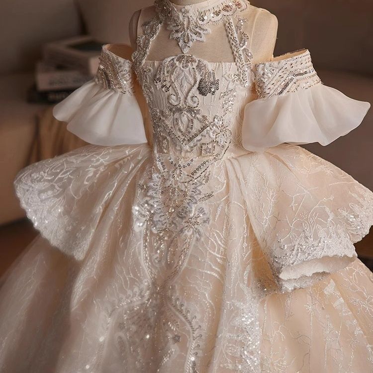 子供ドレス 小さな女の子 プリンセスドレス 女の子 ウェディングドレス 2025 ふわふわ ピアノ演奏 フラワーガール 主催 誕生日